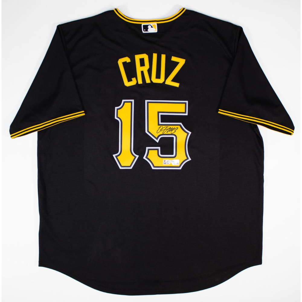 share_399793-O-Neil-Cruz-