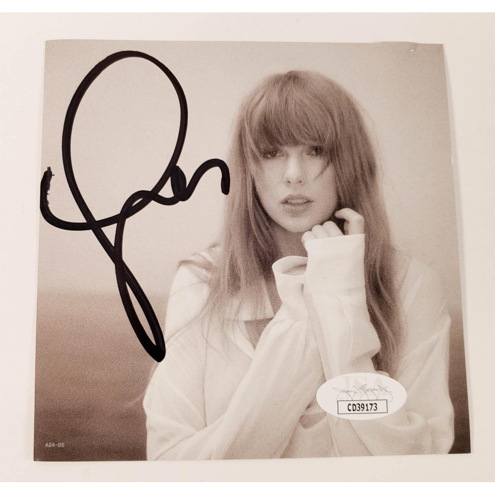 share_422984-Taylor-Swift-